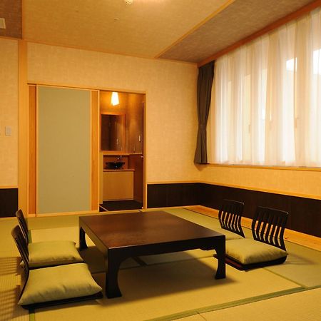 Hotel Ooedo Onsen Monogatari Urayasu Mangekyo Exterior foto