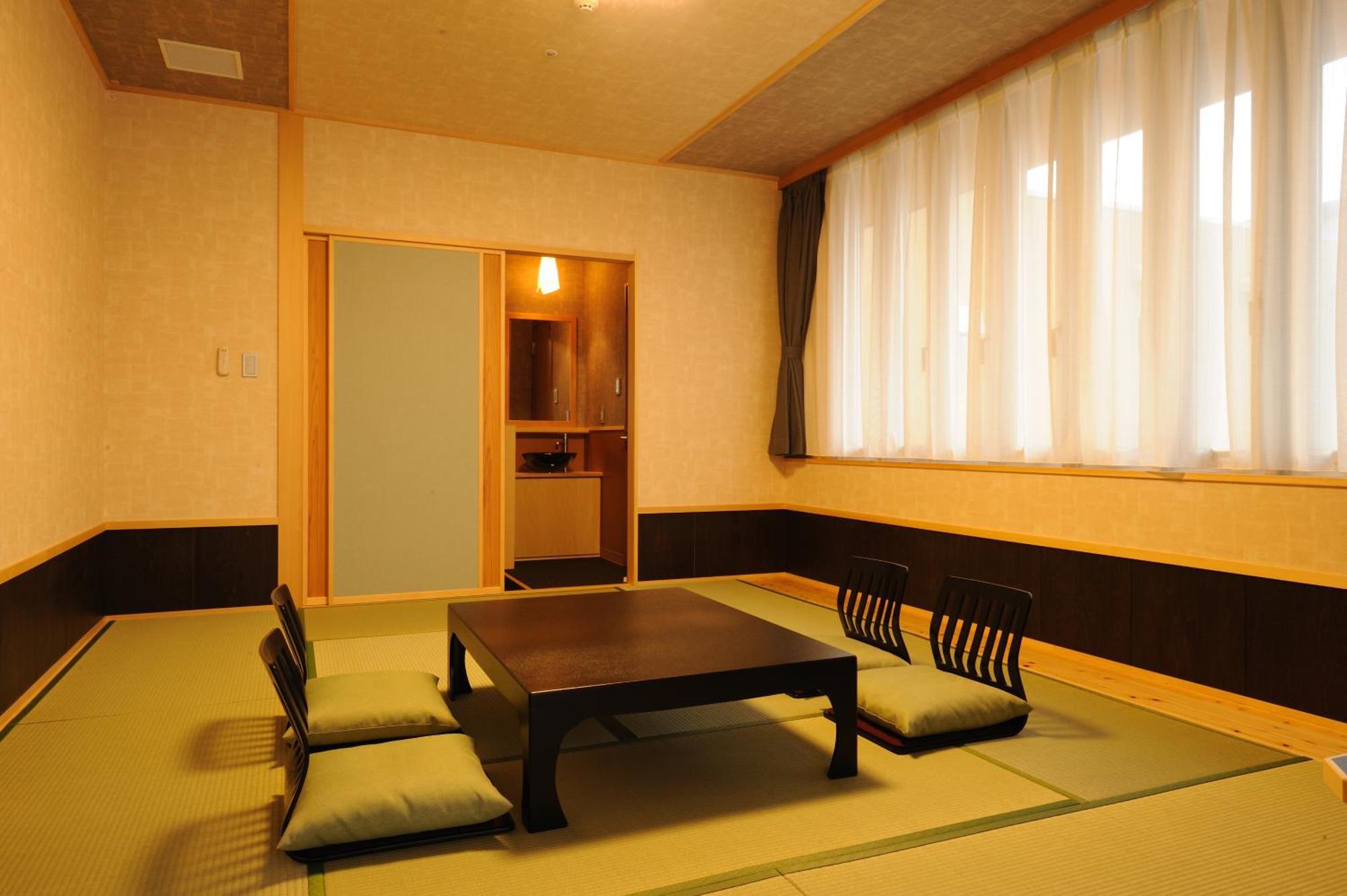 Hotel Ooedo Onsen Monogatari Urayasu Mangekyo Exterior foto